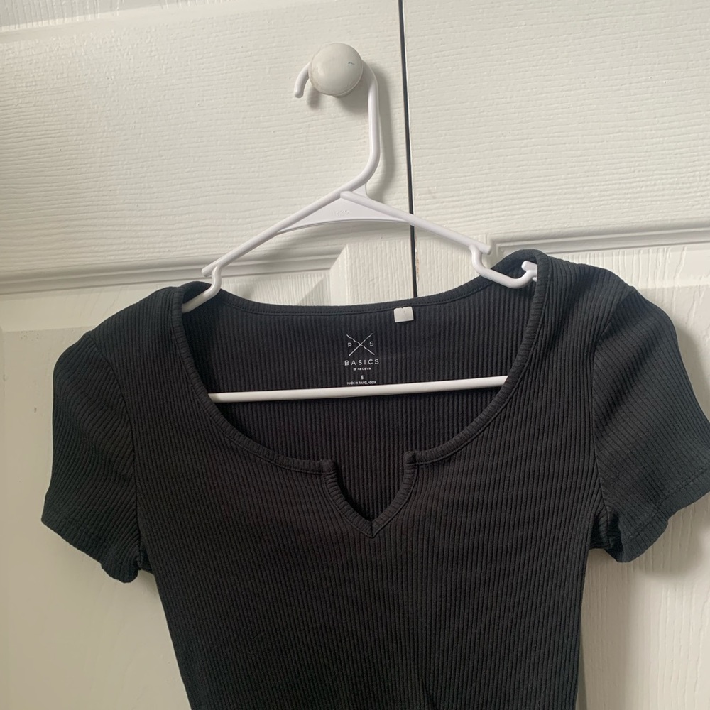 Pacsun crop top